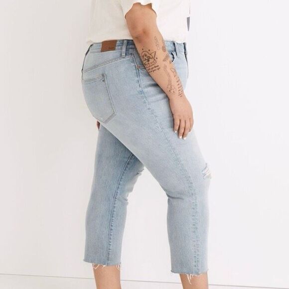 Madewell High Rise Slim Boyjean in Prentice Wash - Picture 3 of 12